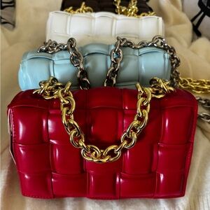 Red Woven Chain Shoulder Cassette Leather Bag